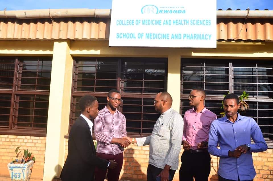 JosephRyarasa's tweet photo. Time well spent .Thank you @medsar_rwanda for inviting me  to your General Assembly it was a wonderful time  with you.Thank you for the gift. https://t.co/ofnADbECBL