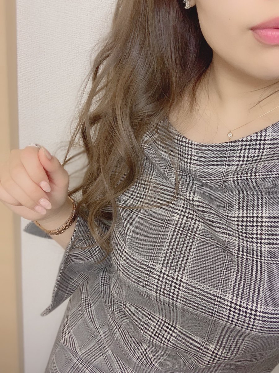 tm1723's tweet photo. お気に入りのワンピたち。
あんまわかんないねw

あしたで今年が終わるね早いね！
みんな年越しなにして過ごすのかな

さいきん急に寒くなりましたね⛄️❄️

#文章の適当さw https://t.co/dls8r9oASM