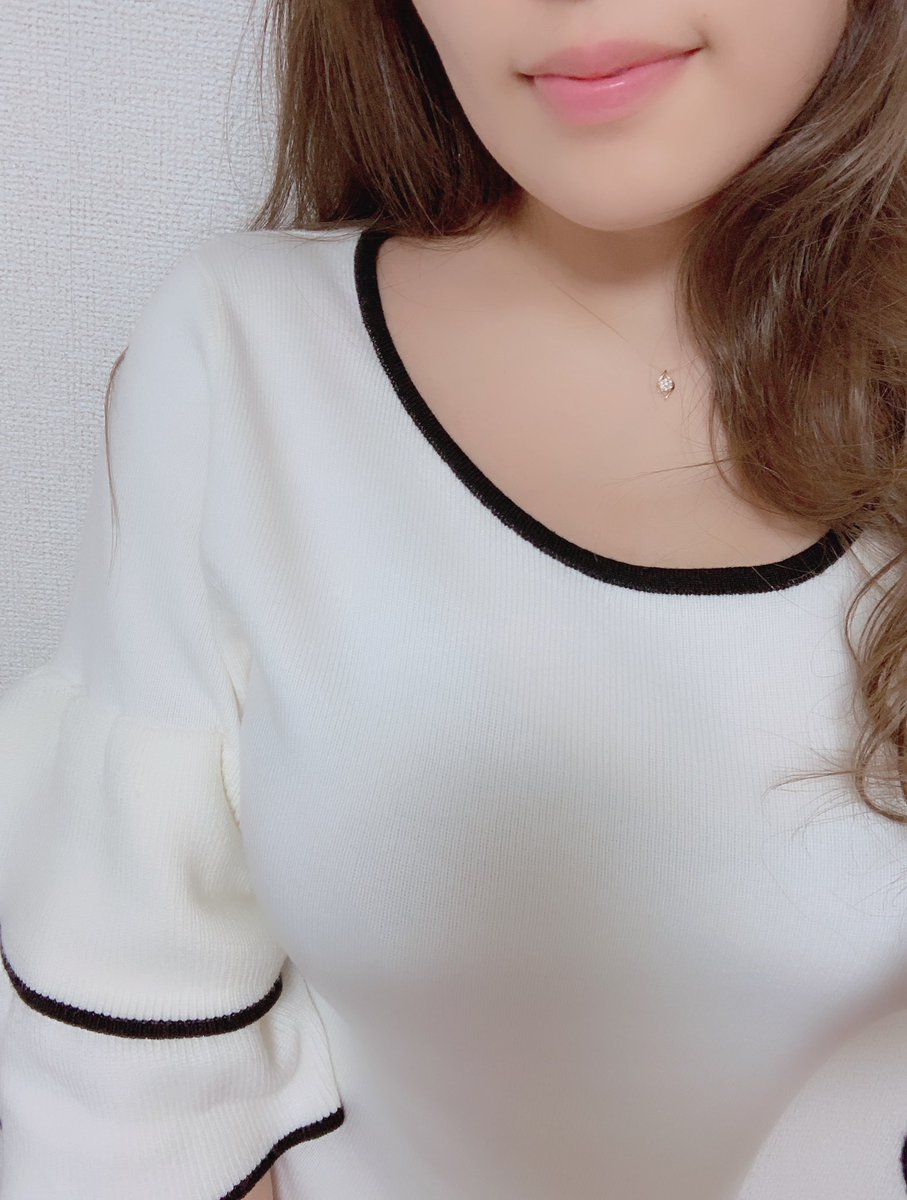 tm1723's tweet photo. お気に入りのワンピたち。
あんまわかんないねw

あしたで今年が終わるね早いね！
みんな年越しなにして過ごすのかな

さいきん急に寒くなりましたね⛄️❄️

#文章の適当さw https://t.co/dls8r9oASM