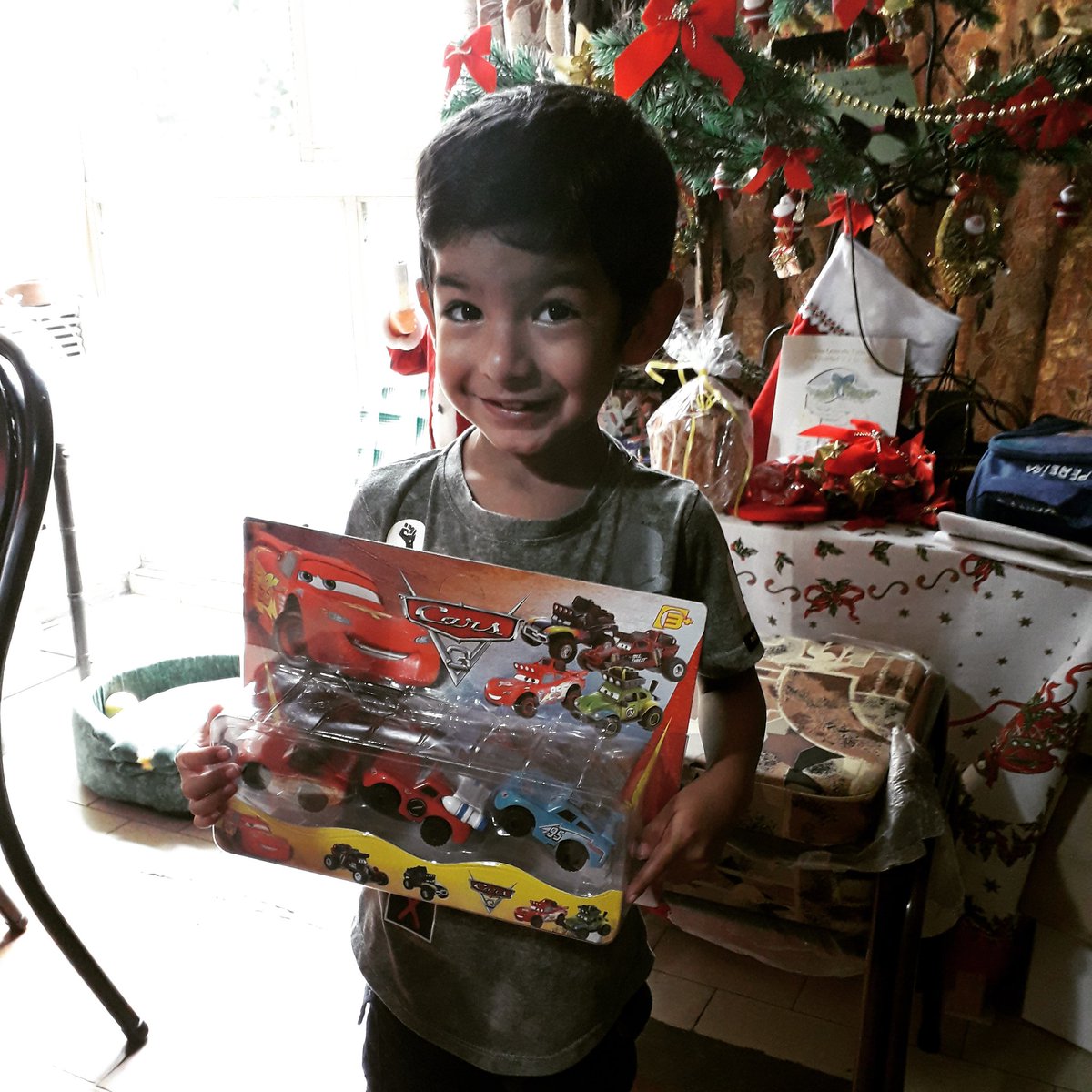 corazonitadulce's tweet photo. Siguen lloviendo regalos 🤩 https://t.co/x89Uu6qRyB