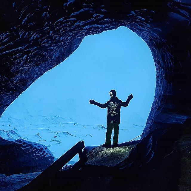 Katlatrack's tweet photo. In the spotlight 
#icecave #icecaveiceland #icelandadventure #icelandnature #neverstopexploring #wheniniceland #guidetoiceland #starwars #icelandtravel #iceland_tourist #icelandscape #discover_earth #discovericeland #ourplanetdaily #tour #trip #glacier #… https://t.co/30CH6xJtAk https://t.co/dY5utDfvRn