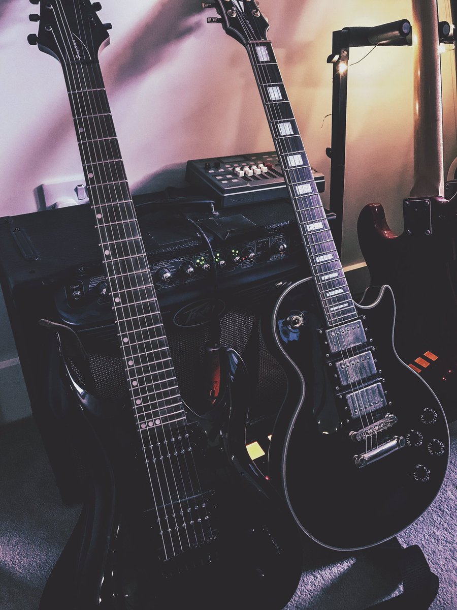 3rdandDebut's tweet photo. Both of these are layered all over one of the new Giant Deth tracks that are arrive on New Years Day.
#instrumentaldoom https://t.co/CMJX5wl59z