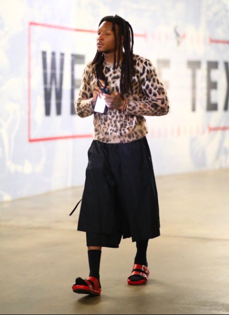 DvrGVJbXgAE_WZL.jpg:large