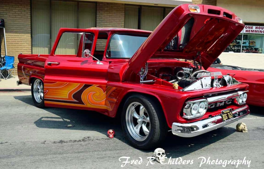 LMCTruck's tweet image. Terry M. just bought this 1963 #GMC 1500 in February and has already completed a #frameoff rebuild. Read about this truck project: ow.ly/yk6930mYN23