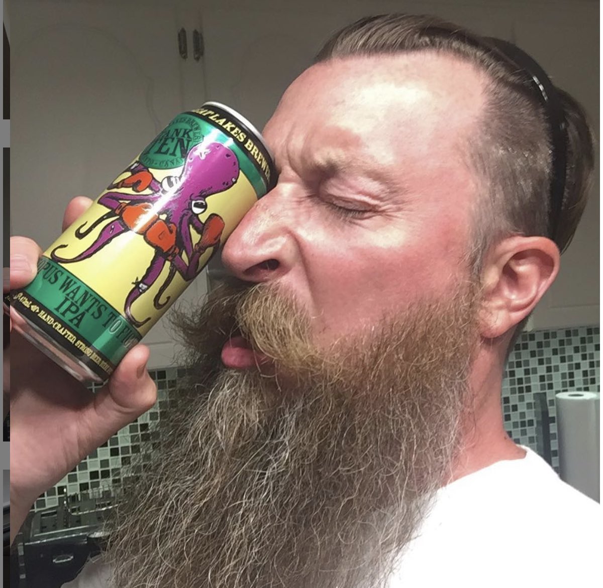 GreatLakesBeer's tweet photo. Check out our favourite #OctopusWantsToFight IPA pics of 2018, submitted by... you!
https://t.co/shisIHCMgu https://t.co/avWnUTAR7i