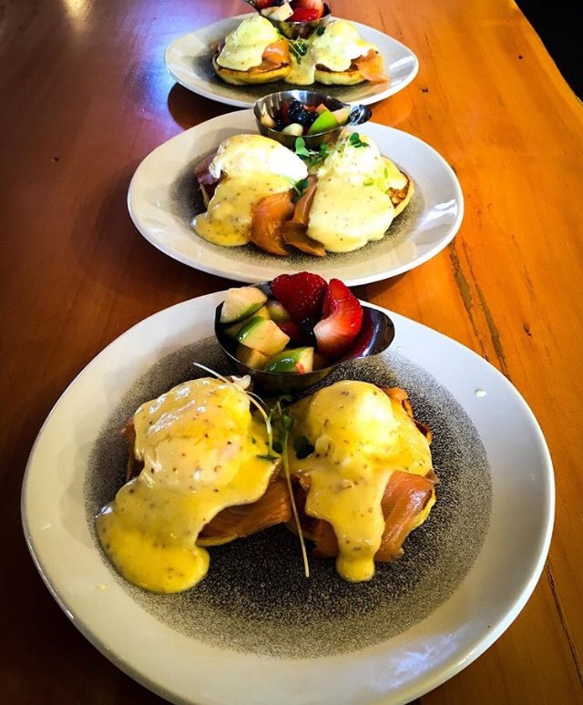 TheGrizzlyPaw's tweet photo. Have you enjoyed #brunch at #Canmores #bestnewrestaurant ? Pop into #tank310 from 10am-1pm today and enjoy our weekly creative beer-mimosas, &amp; a wide variety of delicious food! See you at 310 Old Canmore Road (located inside our brewery!) https://t.co/IGxMpqZSbK
