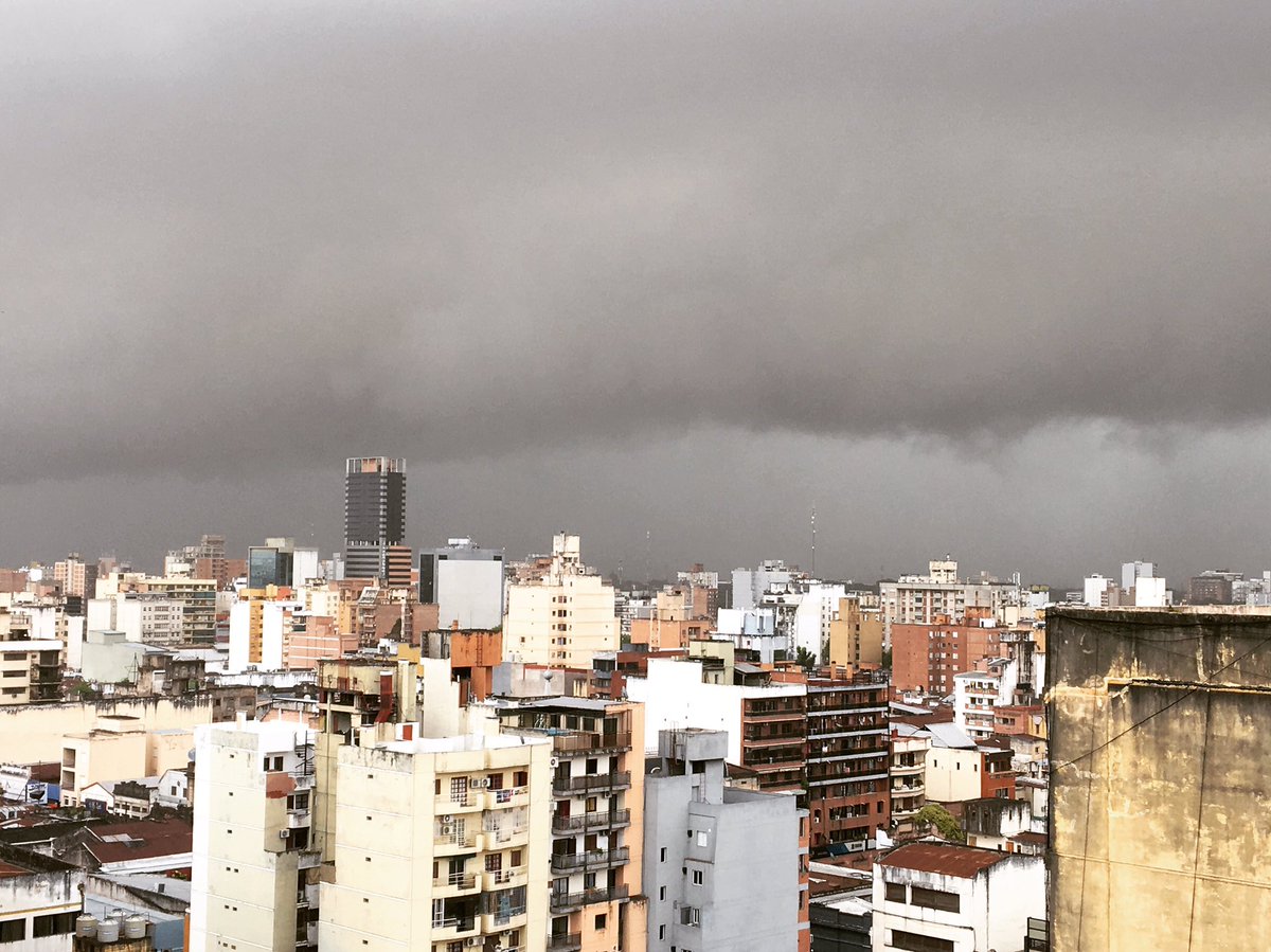 guantaybambicha's tweet photo. #tormenteando #tucuman https://t.co/CUyARPpr2D