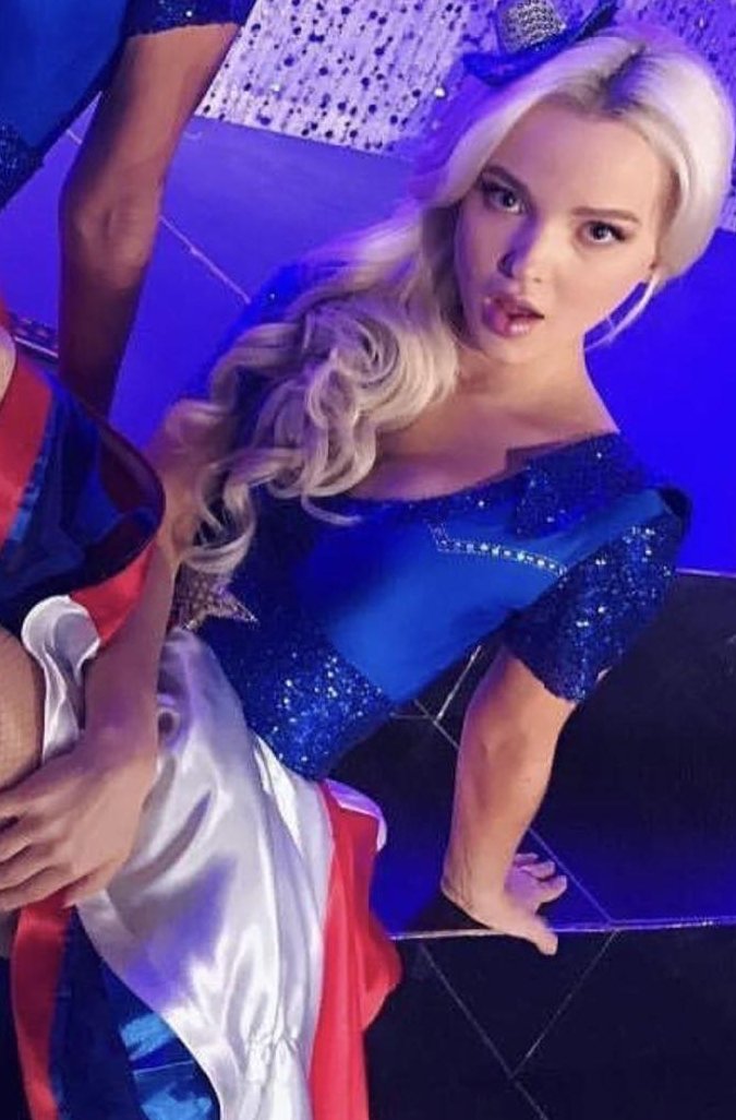 My Stunning Queen <a href="/QueenMalAuradon/">👑Queen Mal  Florian👑</a>