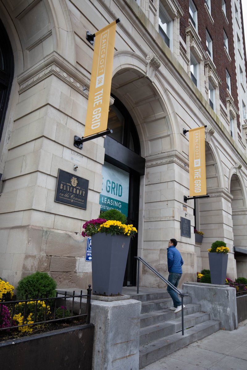 Looking for a beautiful new apartment in the heart of downtown Worcester? Stop by or call our leasing office today! Refer a renter and get $$!