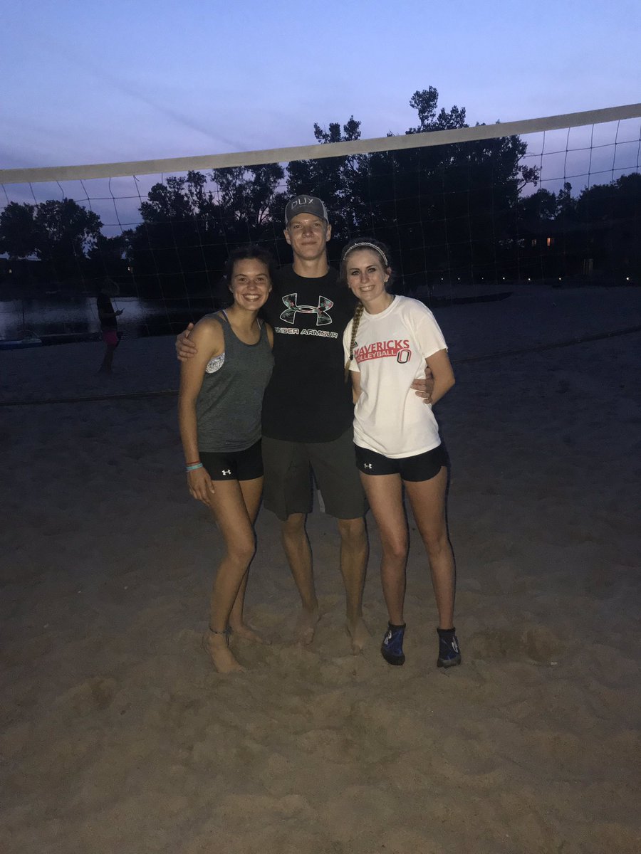 Dtunink22's tweet photo. Happy birthday Maddie 🎉🎁 hope its a good one https://t.co/DebjNLIJ0t