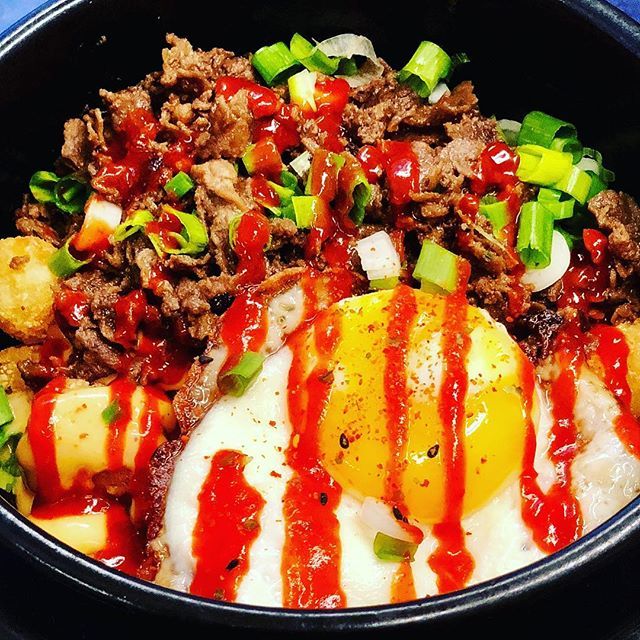 BarStLouisMo's tweet photo. Brunch TODAY 11am to 3pm 😋 @urbanamissions .
.
#hirostl #downtownstl #stl #stleats #stlfood #stlfoodie #stlouisgram #brunch #stlbrunch #egg #breakfast #stlrestaurants #comfortfood #feastagram https://t.co/9i4F4j94u1