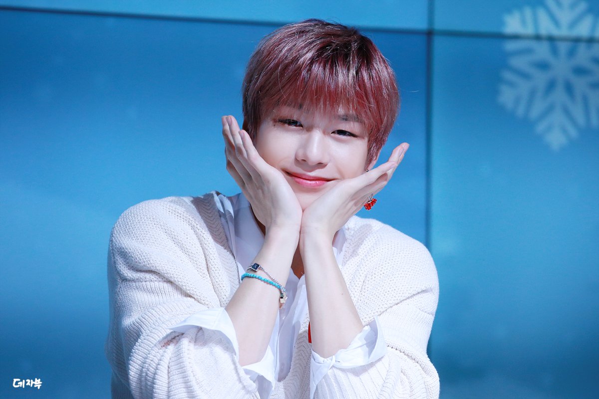 ลัทธิ .•_•🐶💖•_•:°🐱 tweet media
