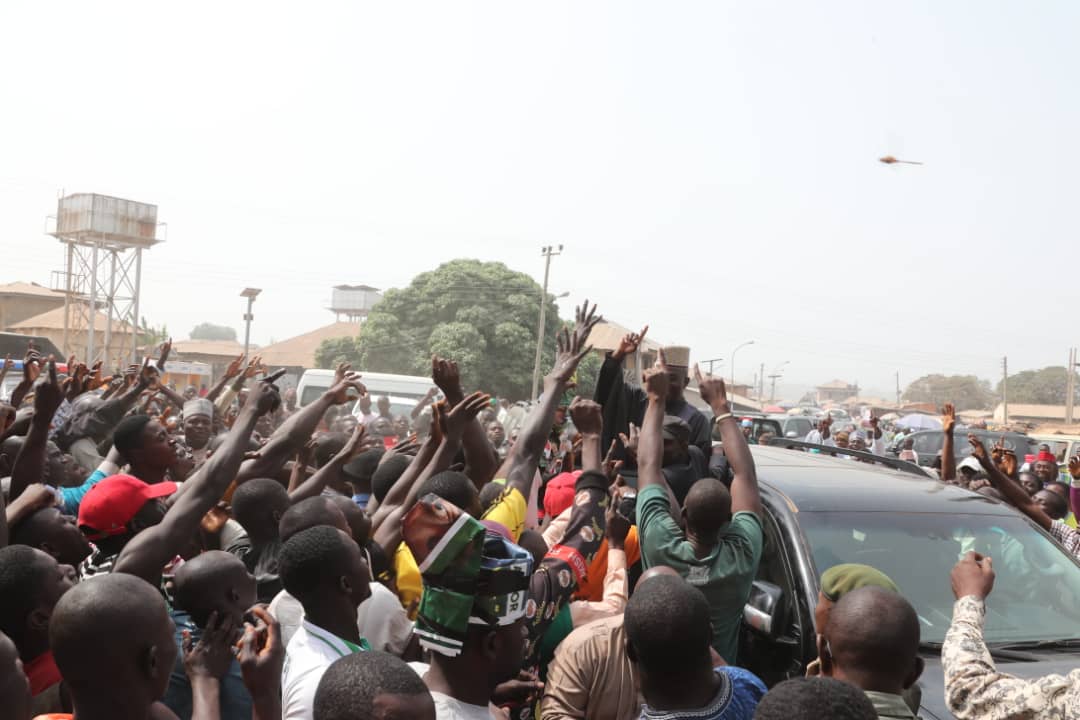 babaidris090's tweet image. Take it or leave it, like it or not, believe it or not.

The Kwara State PDP Governorship candidate, Hon. @Atunwa_1 has finally #atunwalised the good people of Patigi today. 

#Ire 
#OneMovement 
#Atunwalise