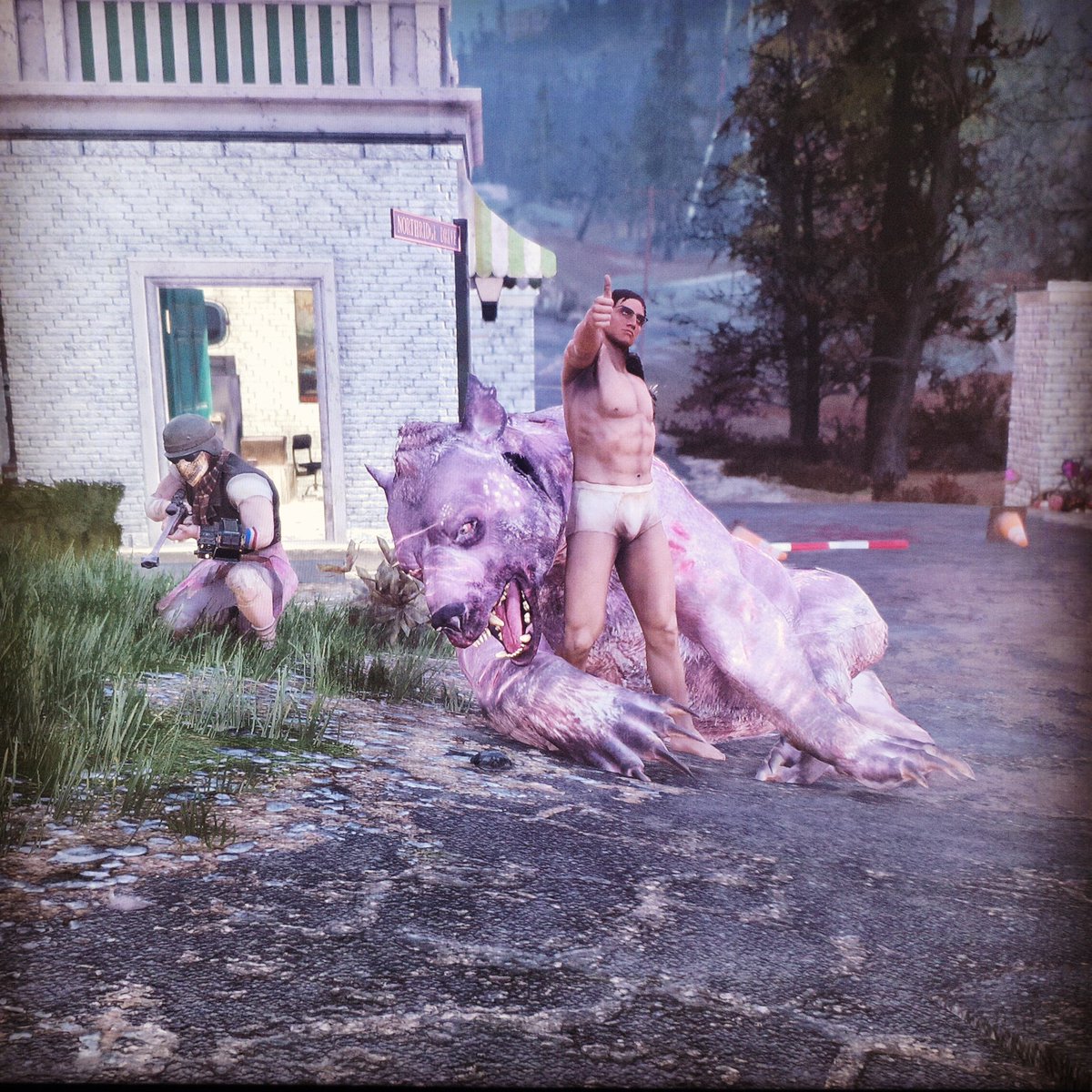 SparklierChutoy's tweet photo. #Fallout76 #BethesdaXmas #fallout76 #fallout4 @Fallout_Spain @Lucky76Esp #refugio76 Demasiada #mutaracha  en mi dieta jajajaja. 
#yermo #nukecola De cacería x el yermo con los compis post apocalipticos. #apocalipsis #Fallout #findeaño #happynewyear https://t.co/GAyjAGadc3