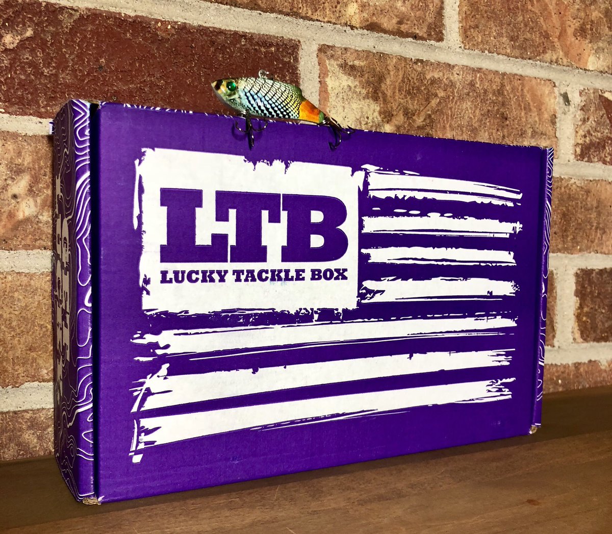 LuckyTackleBox's tweet image. FLASH GIVEAWAY! Open from now until midnight tomorrow, retweet, like, and tag a friend for a FREE LTB‼️ 👇🏼

#LuckyTackleBox🎣 #TeamLTB
