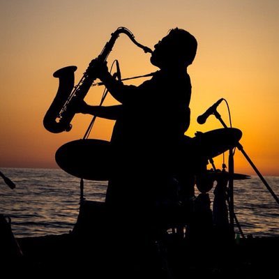 thedjangonyc's tweet photo. Friday, January 4th...
the #JerryWeldon Quintet featuring #JoyBrown hits the stage at 10:30PM! 🎷 Come early for the #JoshBruneau Quartet at 7:30PM! https://t.co/92G3ivREJ8
