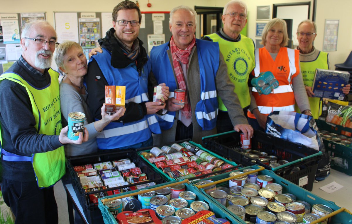 We're asking you again to kindly donate food and clothes to <a href="/theFriary88/">the Friary</a> when you place your bin out between January 7 and 11.
Please donate items from the charity's most needed list here: bit.ly/2St7aNh