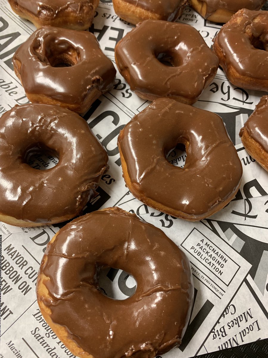 Donuts and Deli (deli_donuts) Twitter