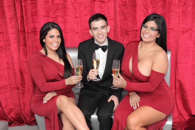 ❤ &iexcl;&iexcl;NUEVO V&Iacute;DEO!! ❤ El &uacute;ltimo del 2018 🎊🎉  LAS HERMANAS ORTEGA @Keshaortega12 &amp; @soysheilaortega ESPECIAL