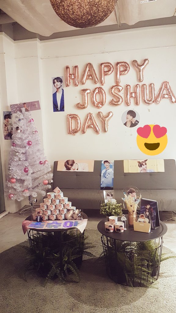 minhyunfox0809's tweet photo. #1230FORSHUA TYSM for holding Joshua event, with beautiful cupsleeve, deco &amp; fs😄 Admin also thanked me &amp; others for coming😊 I appreciate it &amp; grateful I could come to support :) I am happy I could get those who gave out other sleeves &amp; fs earlier even tho I came late 🙏🙏 https://t.co/HTjluXmJx6