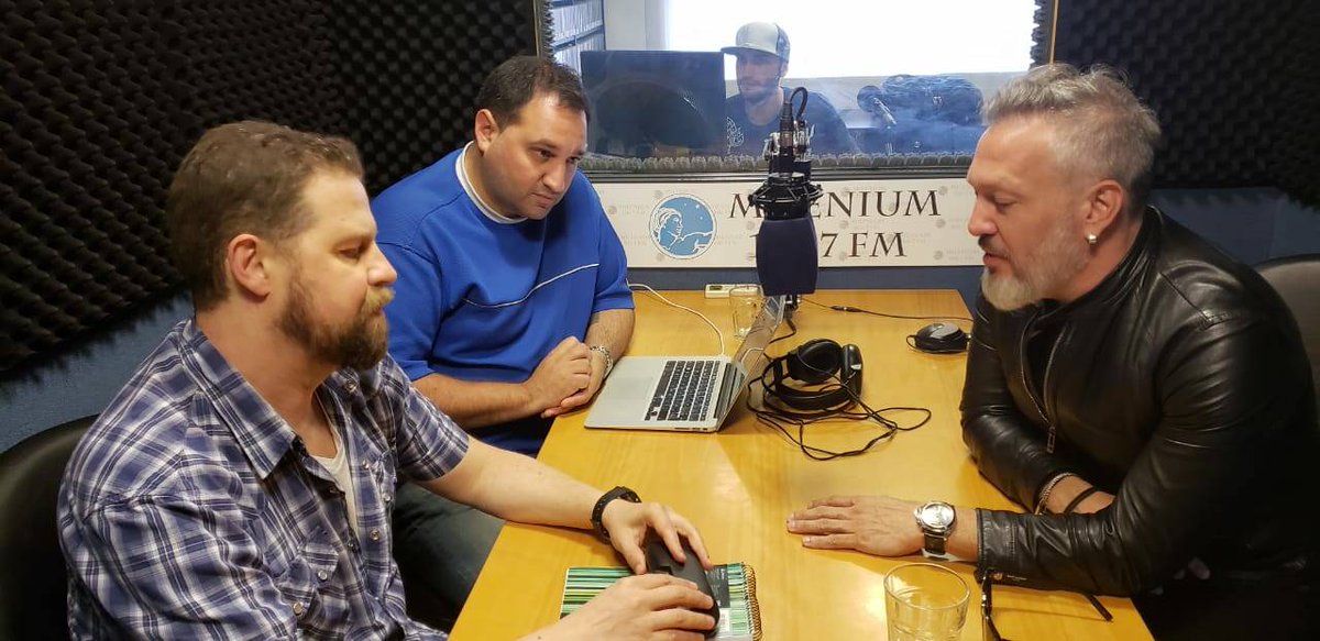 EnModoBeta's tweet photo. .@Diegokol, productor de medios y teatro en Argentina y EEUU en @fmmilenium: "Soy el único Argentino que ganó un Tony. Ahora pasé a ser miembro y el año que viene puedo ser jurado y votar los próximos ganadores" https://t.co/chfWN621Hp