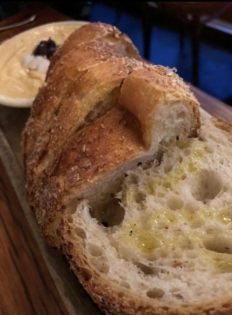 anassanyc's tweet photo. A #greatbrunch always starts off with the #appetizers! 🥖 🥖 
*
*
*
#bread #freshbread #appetizer #hummus #babaganoush #eeeeeays #feedfeed #feed #yummy #yum #nomnom #delish #nye #newyearseve #newyearsnyc #nomnom #anassa #anassataverna #greekfood #greekrestaurant #ues #ueslife https://t.co/qmROVtQSQm
