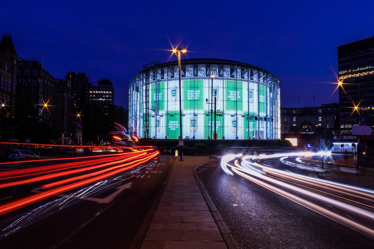 Foohcus's tweet photo. As the year closes, we look back at some of our favourites from 2018 📸 @iZettleUK @WarnerBrosUK @HeinzUK @GoProUK - We wish everyone a #HappyNewYear and a prosperous 2019 in #OOH https://t.co/6fypSeoOfb