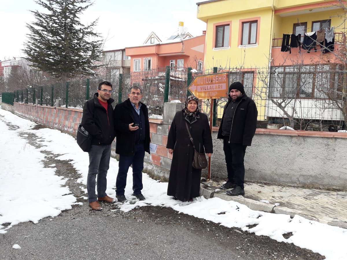 AkPartiBuhara's tweet photo. Ak Parti Çorum Mrk. İlçe Başk. Buhara Evler Mah. teşk. olarak bugün ki ziyaretlerimize Buhara Evler Mah Silmkent yerleşkesinde devam ederek mah. sakinlerimize mrkz ilçe başk. Sn Erhan Akar beyin selamlarını ilettik. Halkımızın taleplerini dinleyip partimiz için destek istedik. https://t.co/j5QZqNUmzF