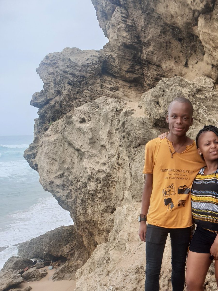 OscarNtuli9's tweet photo. And it's a wrap! ๐ฅ๐ #Memoirs #2018Made #BestWeekOfMyLife #DecemberHolidays #Love #Grace #Favour #Lifestyle #NewPhase ๐๐๐ https://t.co/E2YKoIJU12