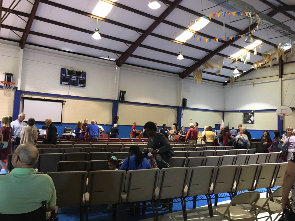 kwillyss4's tweet photo. Carlisle Baptist Church service this morning in the only building of 4 left standing.  God showed up!! https://t.co/8vn6bZpvuS