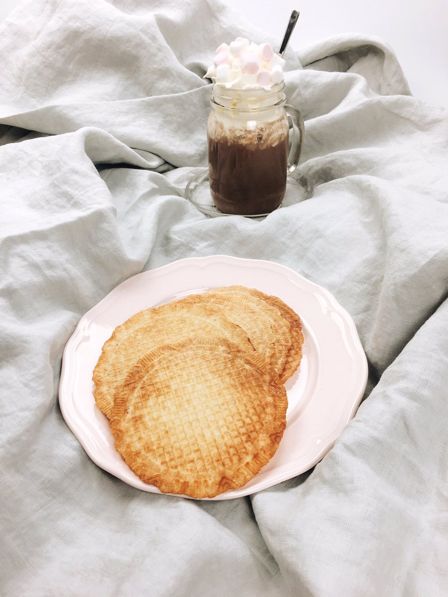 StylingSweet's tweet photo. #kniepertjes #knieperties #knieperkes #recept 
https://t.co/dQBvdkVjYb https://t.co/Ef7drOwZxK