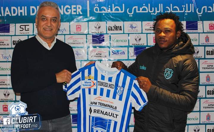 IRT_OFFICIEL's tweet photo. 🔹 اتــحــاد طــنــجــة يتعاقد مع اللاعب 'موكوكو نميمي'
 
صاحب 26 سنة تألق هذا الموسم مع فيتا كلوب الكنغولي @AsVitaOfficiel في مسابقة كأس الاتحاد الإفريقي وساهم بشكل كبير في بلوغ فريقه للمباراة النهائية.
#IRT #IRTANGER #FORÇA_TIHAD 🔵⚪️ https://t.co/GXoxvSEsKD