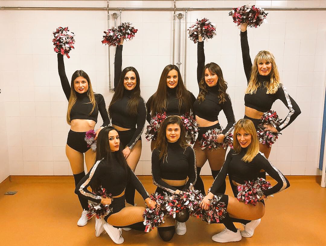 MyrianColas13's tweet photo. Gran fin de semana en la V Edicion de la “Basketball Christmas Edition” junto con el gran @pedrobonofiglio #cheerleaders #zaragoza #basketballchritmasesition #dancers https://t.co/CIsUQEq3A6