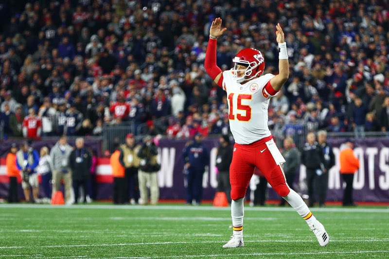 NFL_Stats's tweet photo. QBs with 50+ Passing TDs in a season:

• Tom Brady
• Peyton Manning
• Patrick Mahomes https://t.co/QG2Qlo47Fm