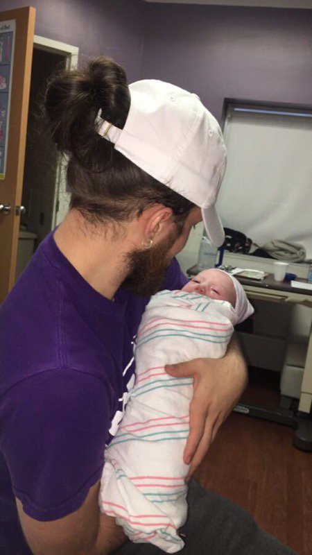 yungwhetto's tweet photo. Going into to 2019 a DAD to the most precious and perfect baby girl ever https://t.co/L16KvQiSsx
