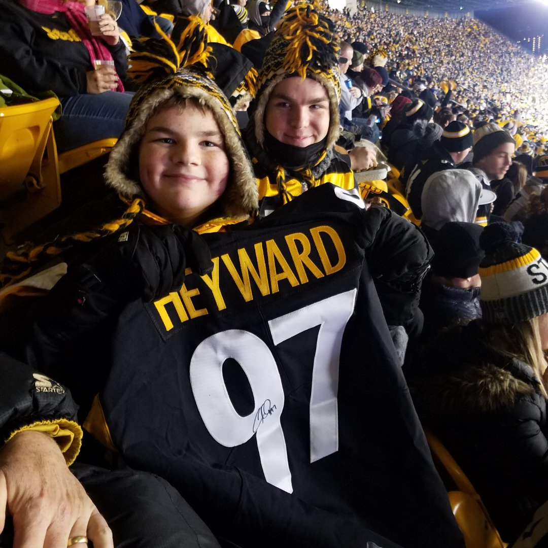 SteelersUnite tweet picture