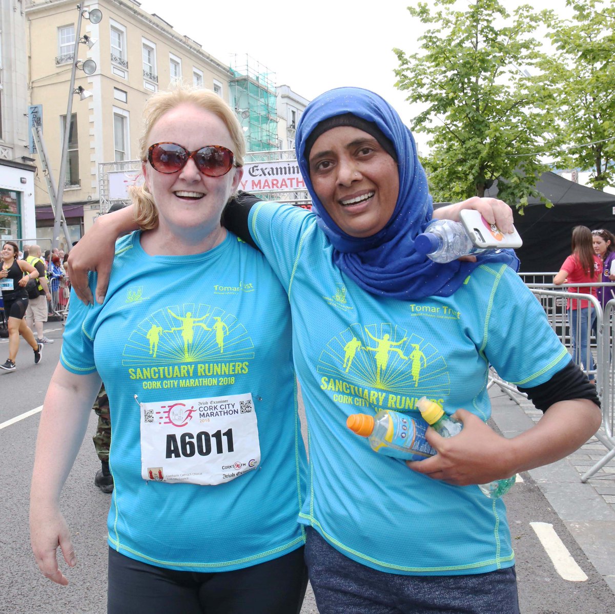 SanctuaryRunner's tweet photo. We have one request to make as 2018 draws to a close. Can you PLEASE give this message a retweet. For more info about us visit https://t.co/1DWou0RX7a We are building vital bridges between Irish society &amp; those in #DirectProvision through running.Please help us build. #Solidarity https://t.co/fRDqk1TdYC