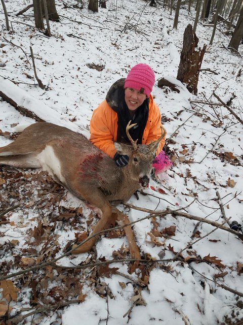 BucksofWI's tweet photo. Tonya Ranee 11-18-19

First hunt behind the gun she was able to shoot her first buck.

#BucksofWisconsin #BucksOfAmerica
https://t.co/HSfZWTujHR https://t.co/aBizjc8YOY