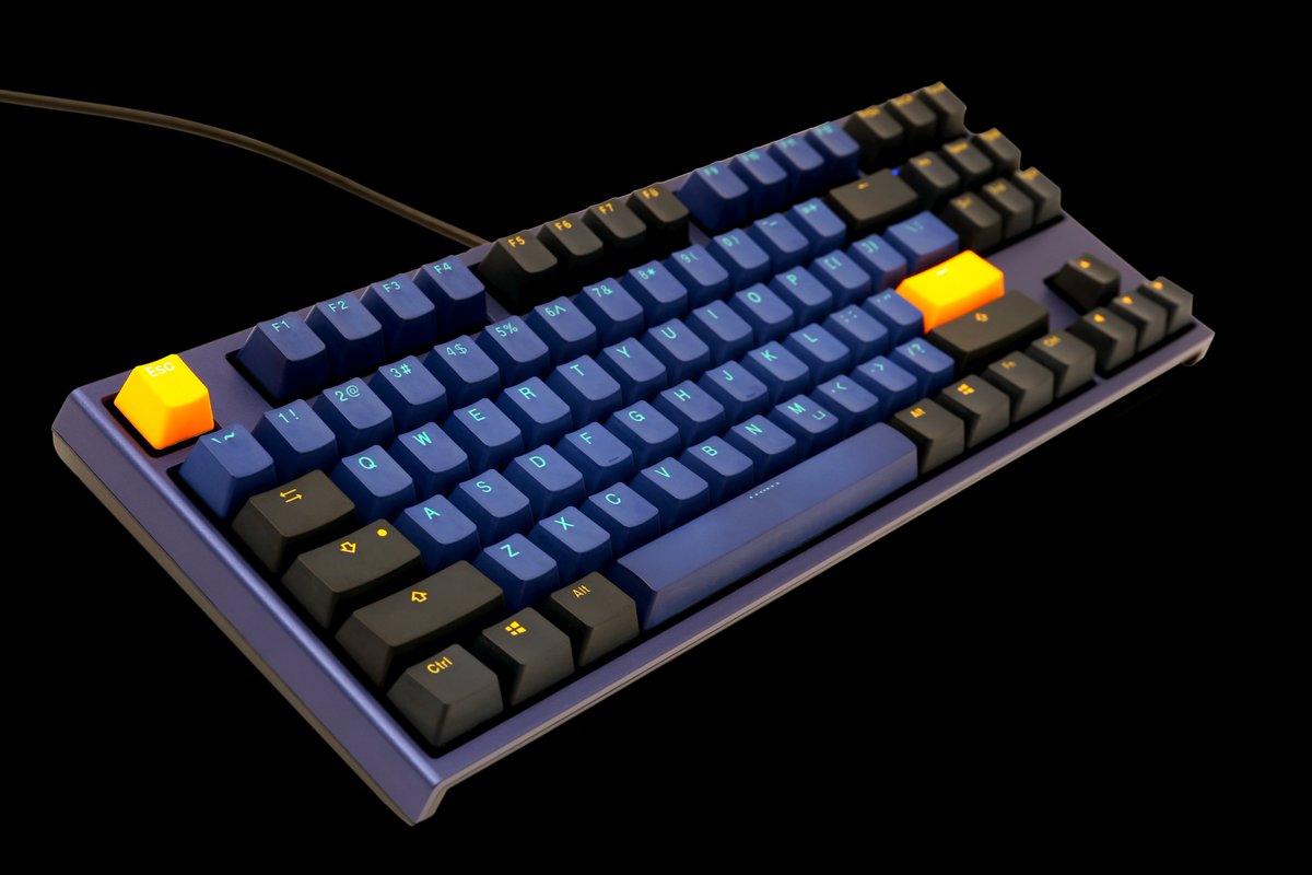 Meckeys Ducky One 2 Horizon Tkl Now In India Available Only Meckeys T Co Uy2bpv6elx Duckychannel Ducky Duckykeyboard One2horizon One2horizontkl Mechanicalkeyboard Gaming Pcgaming Typing Technology