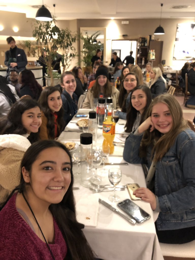 JFreisinger's tweet photo. #VarsityRome #spxdorados Having a great time in Rome!! https://t.co/aVWqKYg8Bj