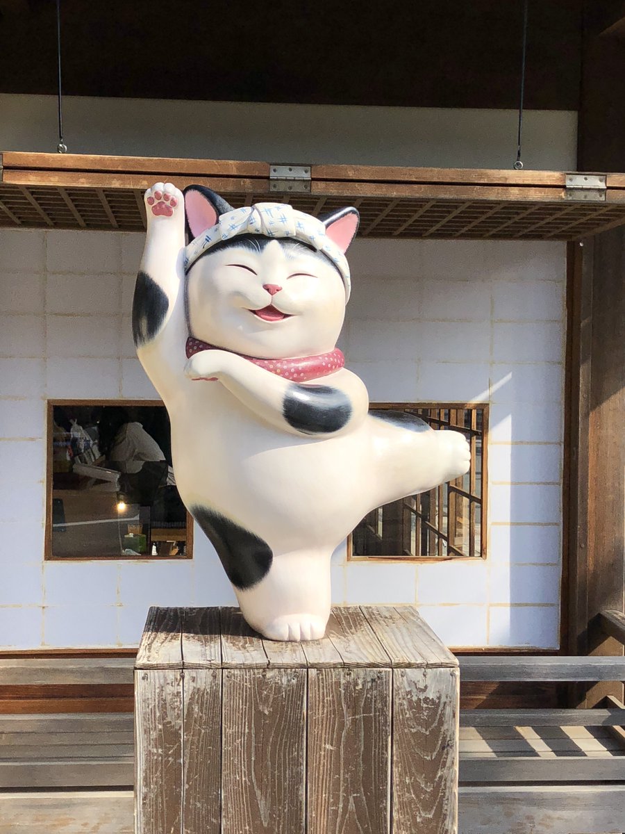 Happy New Year .  Let's dance the old year out!