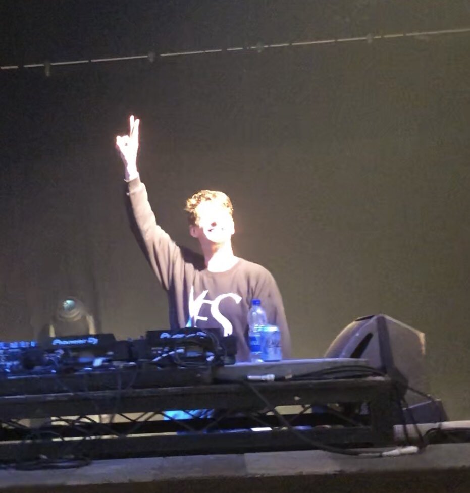 Thank you @I_Skream 🙏 never seen a guy play with so much energy. Always a pleasure seeing him. #opentoclose #bristol #motion