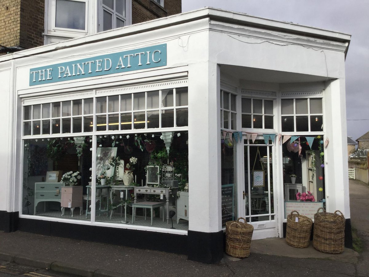 For those of you who like one-of-a-kind pieces and gifts, The Painted Attic offers unique and bespoke hand painted repurposed furniture. Bring in your own furniture or see what you can find in the shop! #LoveCromer

facebook.com/handpaintedfur…