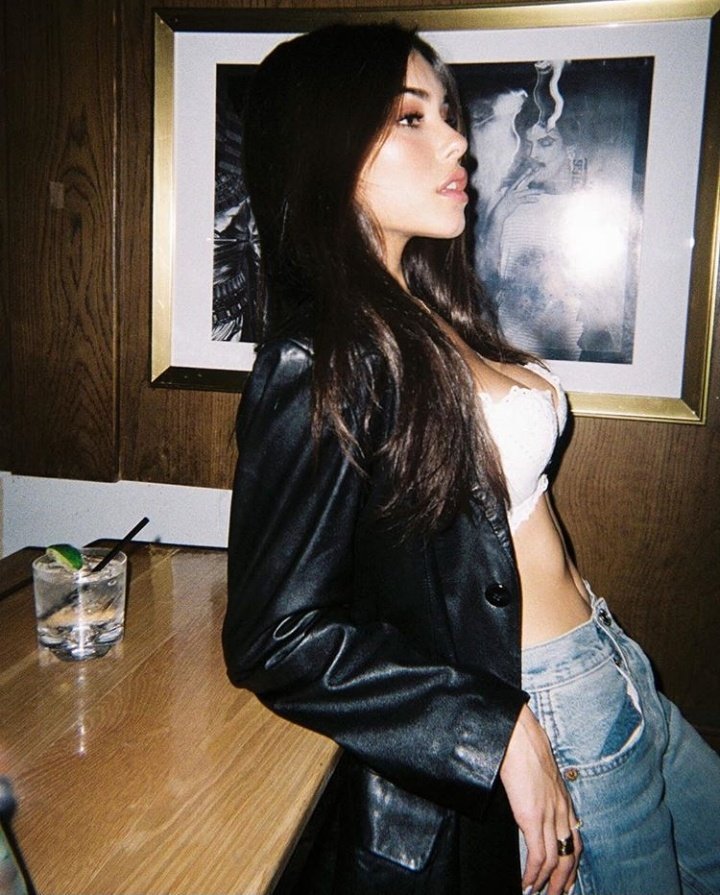 beersarchive's tweet photo. god is a woman https://t.co/ny7WPPY9MA