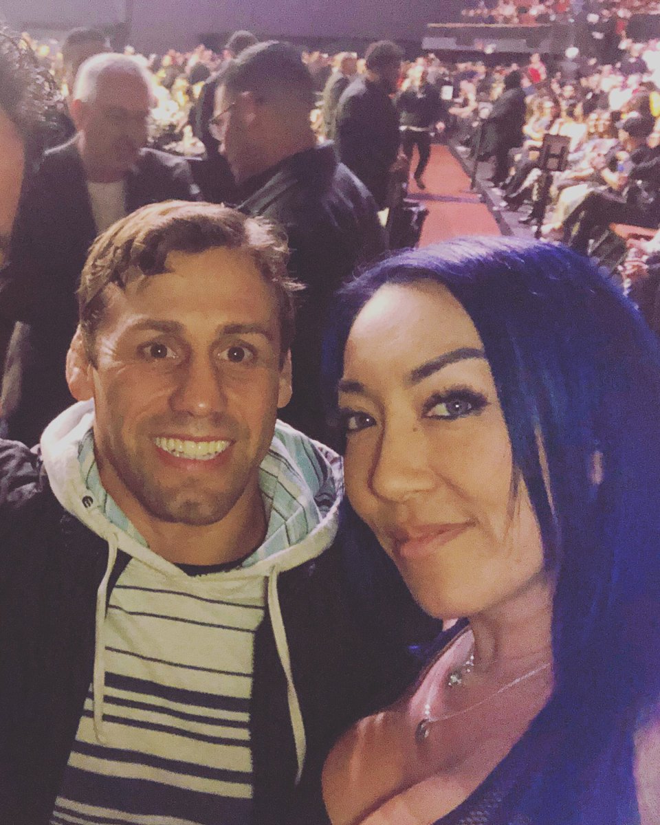 mstracylee's tweet photo. So great to see @urijahfaber at #UFC232 last night; been forever since I’ve seen him.. going to the UFC Fights are like family reunions now.. I definitely miss the good old days of crazy adventures and fun times...
Read more: https://t.co/37m65M7SIT
#nemiroffvodka #boldspirits https://t.co/wBm85XqhFQ