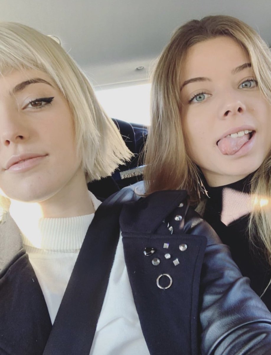 las hermanas más guapas de españa, después van las Lacunza