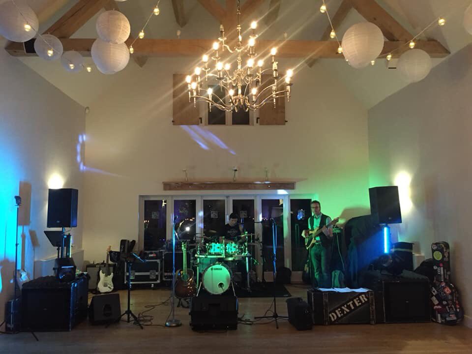 timaverymusic's tweet photo. Nearly ready to Rock at Hyde House.... great to be back at this great venue!
•
•
•
•
#timavery #timaverymusic #music #livemusic #acoustic #acousticmusic #artist #musicartist #guitar #guitarist #musician #sound #band #musicband #party #wedding #weddingmusic #dj https://t.co/lMNAVWwV23