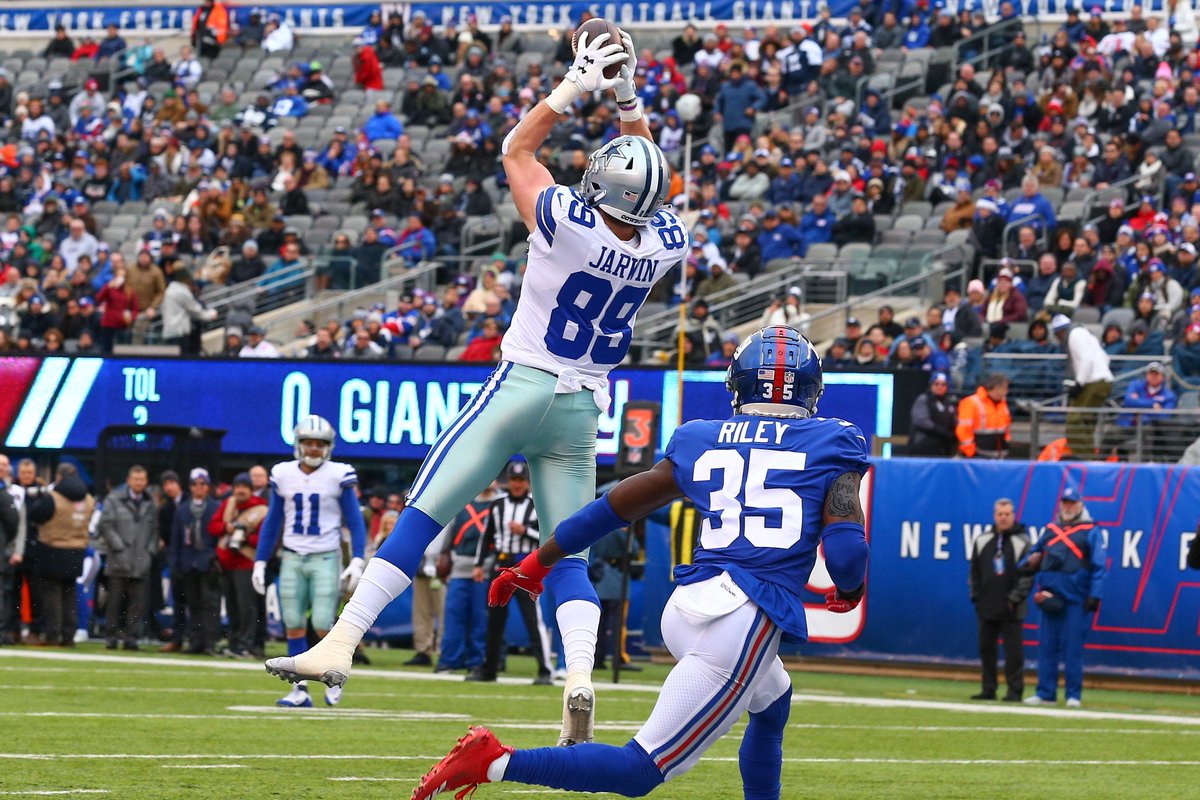 SInow's tweet photo. Cowboys TE Blake Jarwin has had quite the journey:

- Walk-on at Oklahoma State
- Undrafted in the 2017 NFL Draft
- Signed and then waived by Cowboys 
- Signed to the practice squad
- Has five catches for 81 yards and THREE touchdowns today

Awesome. https://t.co/N55WzxkYoe