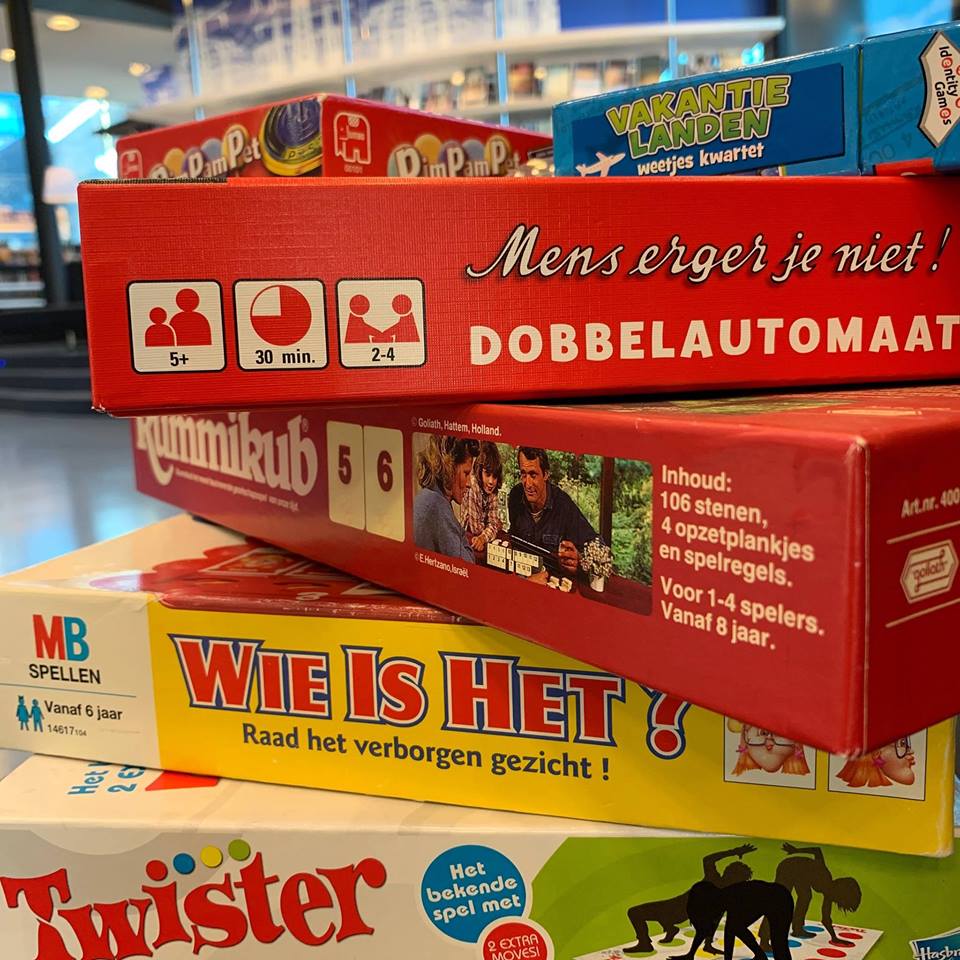UITin036's tweet photo. -KIDS-
Begin het nieuwe jaar gezellig tijdens de Warme wintermiddag met bordspellen bij de nieuwe bibliotheek. Hier kun je een hele middag lang bordspellen spelen tot je erbij neer valt. Meer informatie: ► https://t.co/dw6Sivfjni https://t.co/6I16bJrwt3