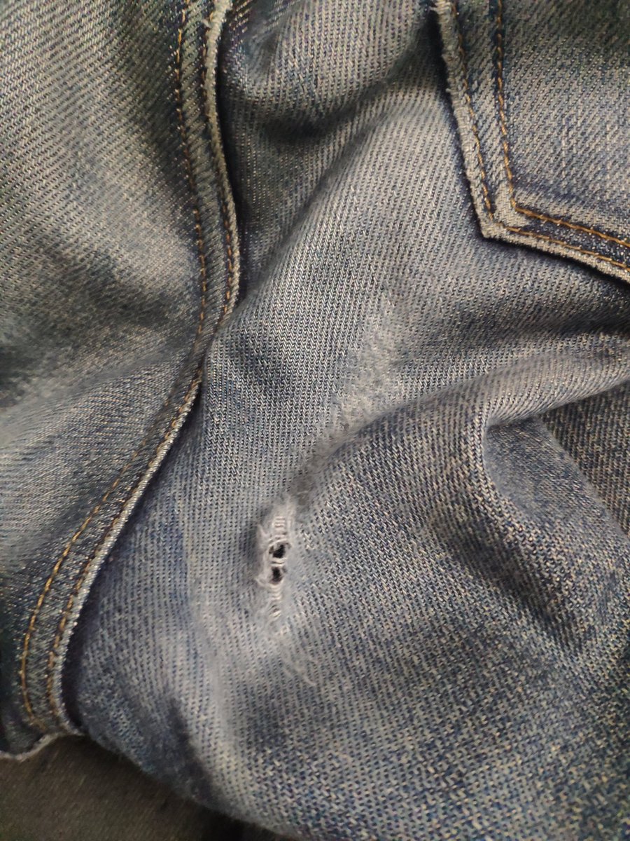 giz94210's tweet image. Le lobby du jean et du vélo a fait une nouvelle victime il avait deux ans😥 #ripjean